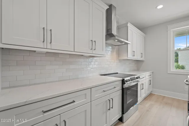 $1,690,000 | 209 Spartanburg Avenue, Unit 1 & 2, Carolina Beach, NC 28428