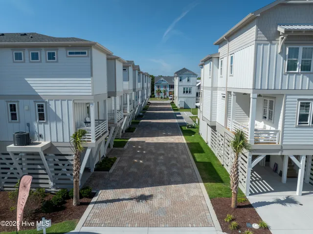 $1,690,000 | 209 Spartanburg Avenue, Unit 1 & 2, Carolina Beach, NC 28428