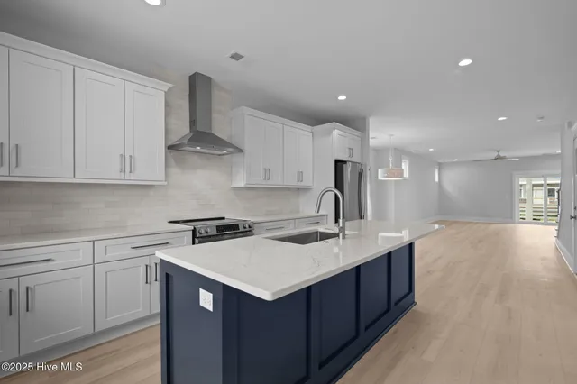 $1,690,000 | 209 Spartanburg Avenue, Unit 1 & 2, Carolina Beach, NC 28428