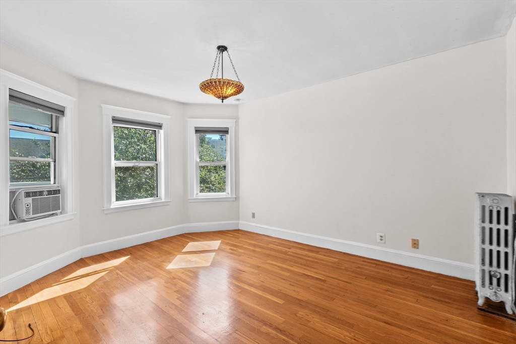 25 Whitby Terrace, Unit 3 Boston, MA 02125 - Photo 20 of 35