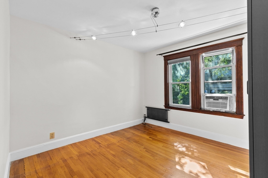 25 Whitby Terrace, Unit 3 Boston, MA 02125 - Photo 24 of 35