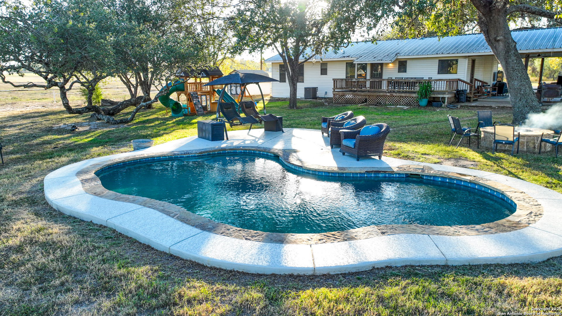11190 Jarratt Road Atascosa, TX 78002 - Photo 2 of 29