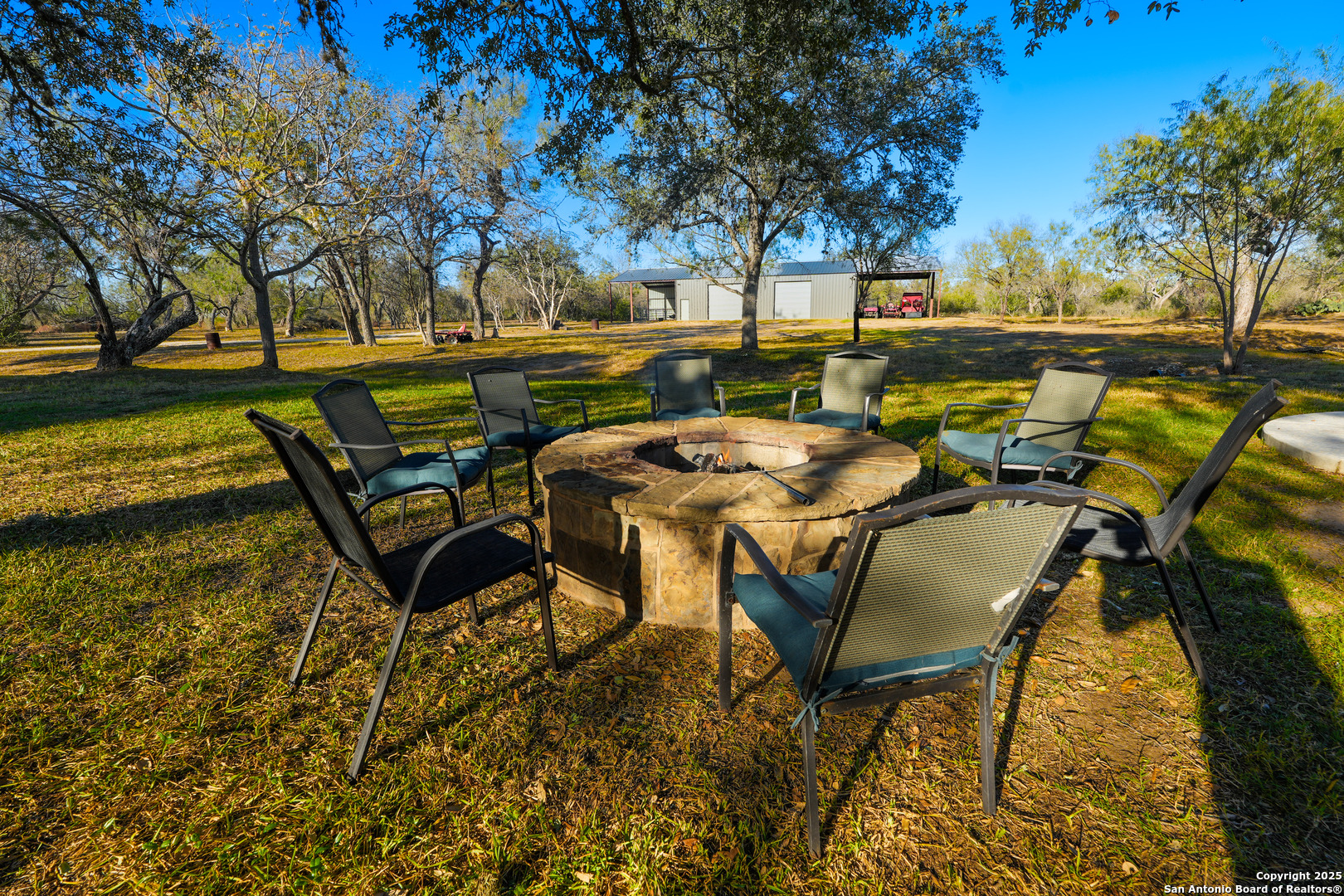 11190 Jarratt Road Atascosa, TX 78002 - Photo 7 of 29