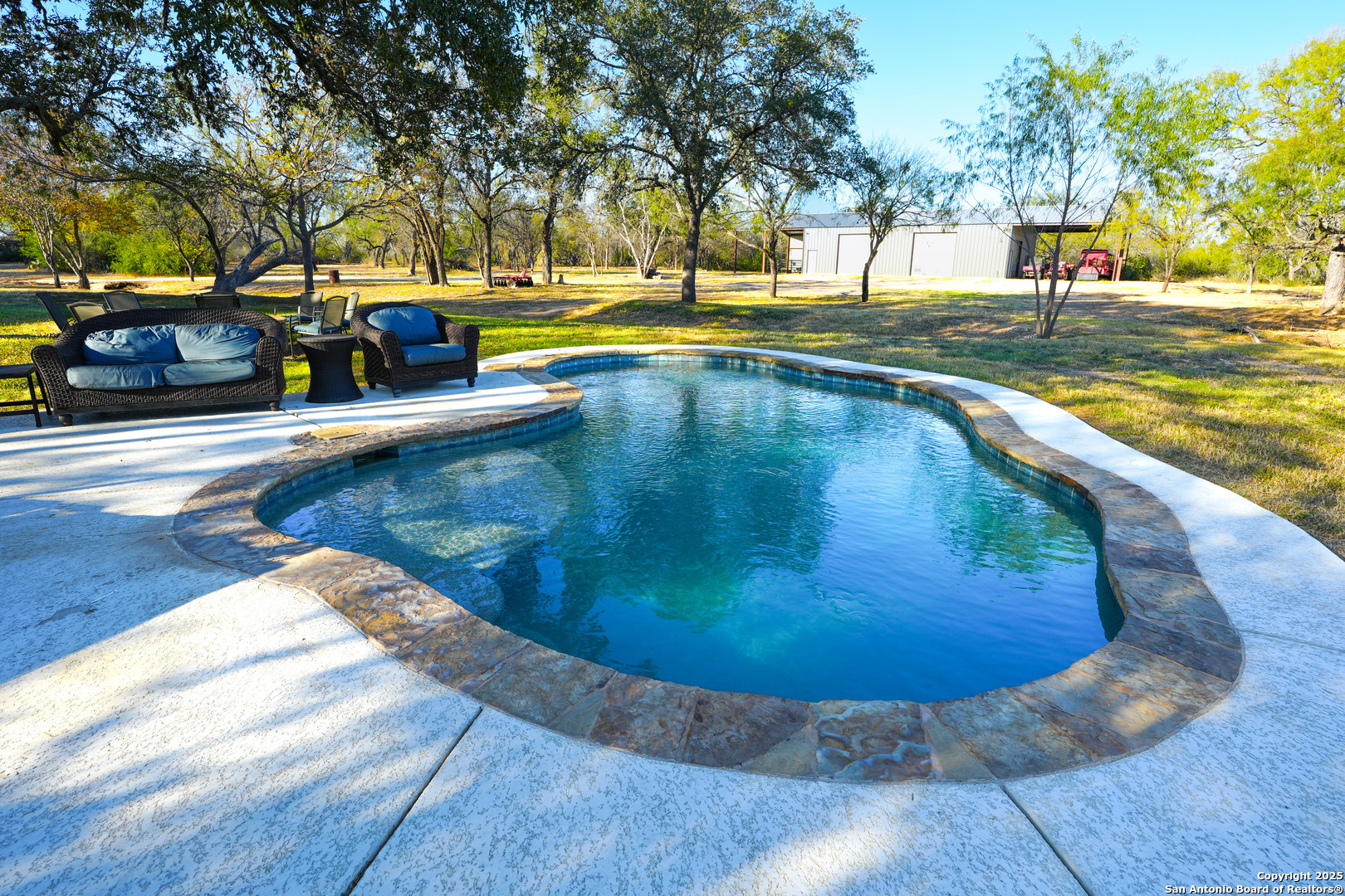 11190 Jarratt Road Atascosa, TX 78002 - Photo 8 of 29