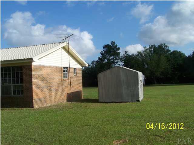811 Graham Road Cantonment, FL 32533 - Photo 4 of 16 Gallery Image 4