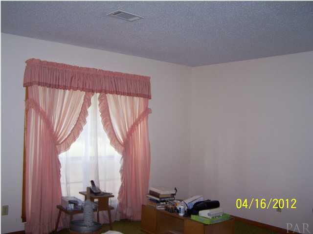 811 Graham Road Cantonment, FL 32533 - Photo 5 of 16 Gallery Image 5