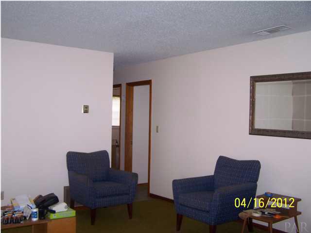 811 Graham Road Cantonment, FL 32533 - Photo 6 of 16 Gallery Image 6