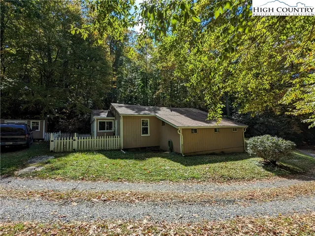 $259,900 | 46 Tree Farm, Spruce Pine, NC 28777