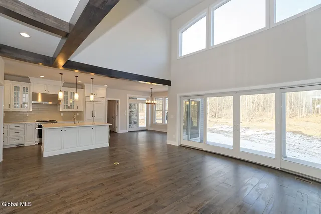 $934,395 | 8 Mapleton Court, Clifton Park, NY 12065