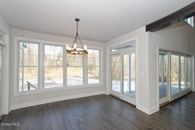 $934,395 | 8 Mapleton Court, Clifton Park, NY 12065