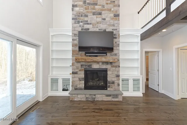 $934,395 | 8 Mapleton Court, Clifton Park, NY 12065