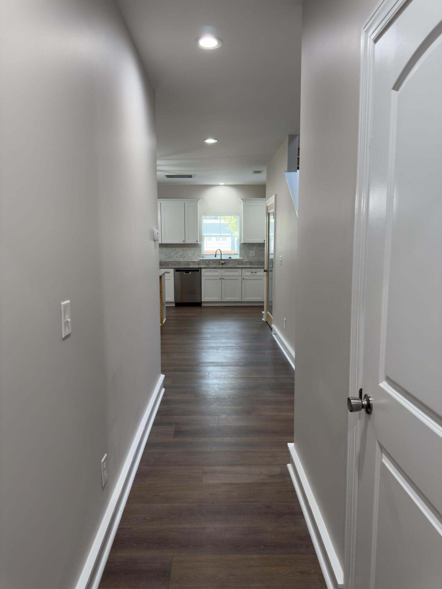 438 Locust Street Walterboro, SC 29488 - Photo 28 of 46