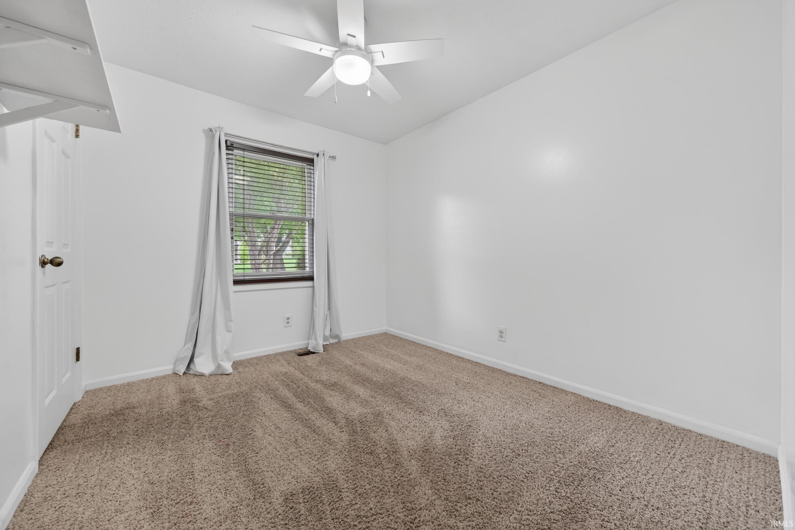 1836 Riverview Road Peru, IN 46970 - Photo 17 of 32