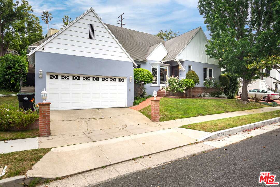 3734 Lorado Way View Park, CA 90043 - Photo 2 of 41