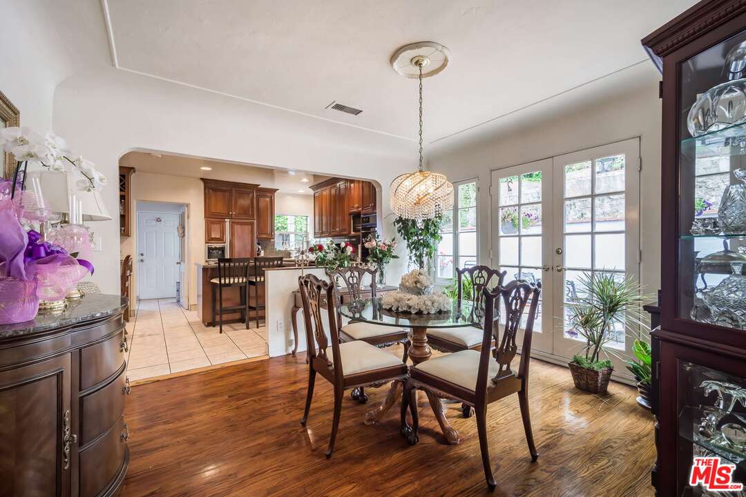 3734 Lorado Way View Park, CA 90043 - Photo 17 of 41