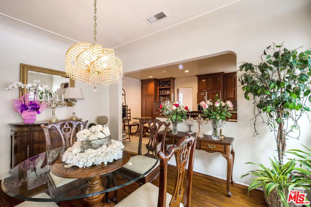 3734 Lorado Way View Park, CA 90043 - Photo 19 of 41