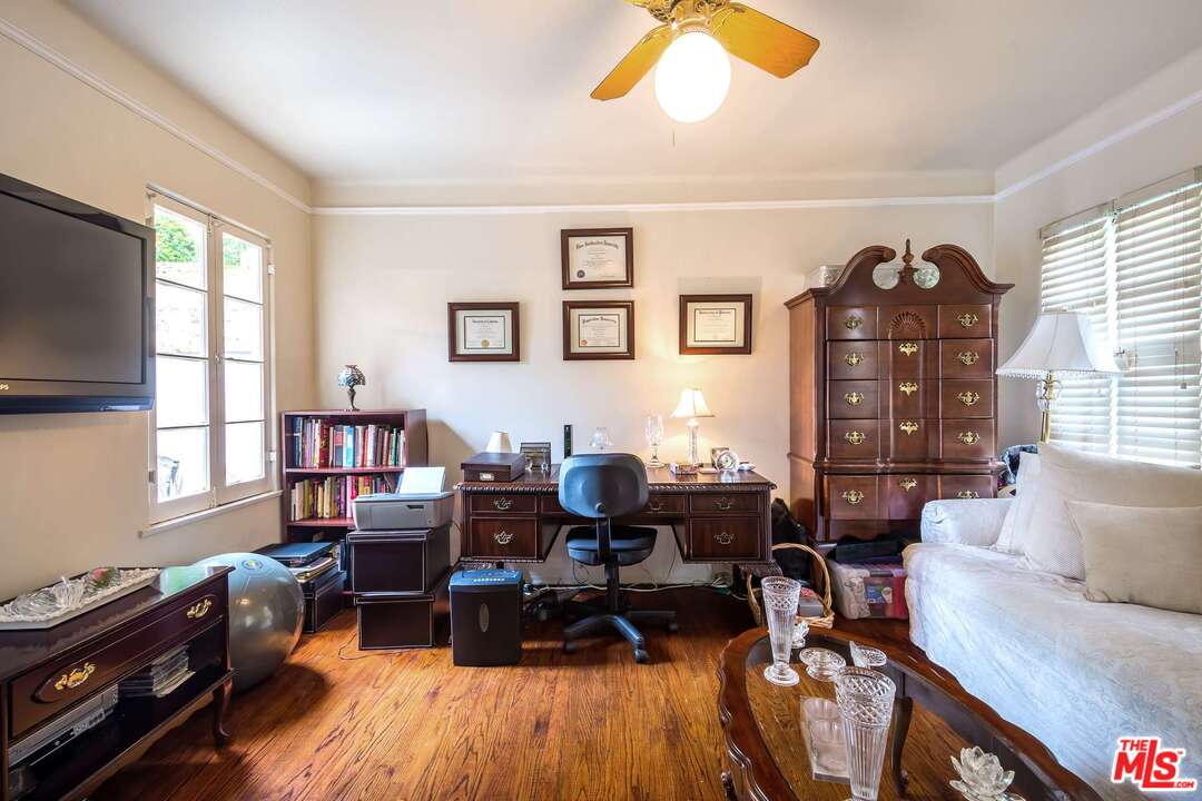 3734 Lorado Way View Park, CA 90043 - Photo 30 of 41