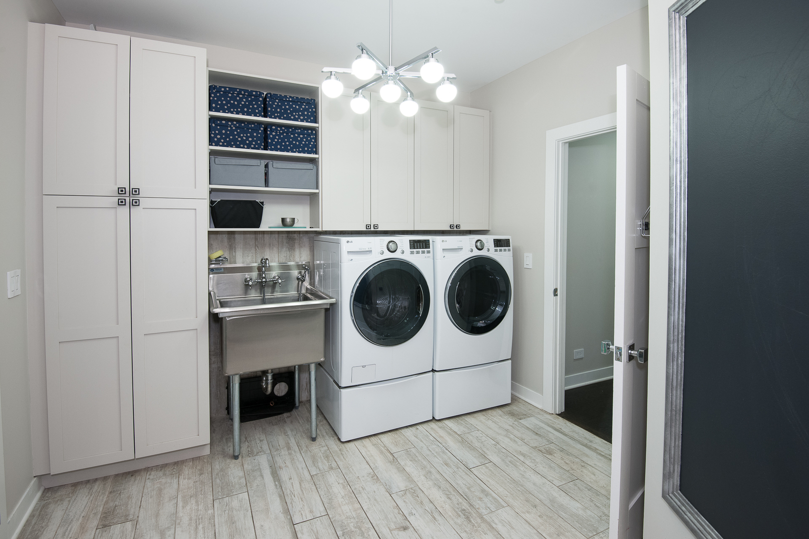 Undisclosed Address Riverwoods, IL 60015 - Photo 17 of 33 a utility room with washer and dryer