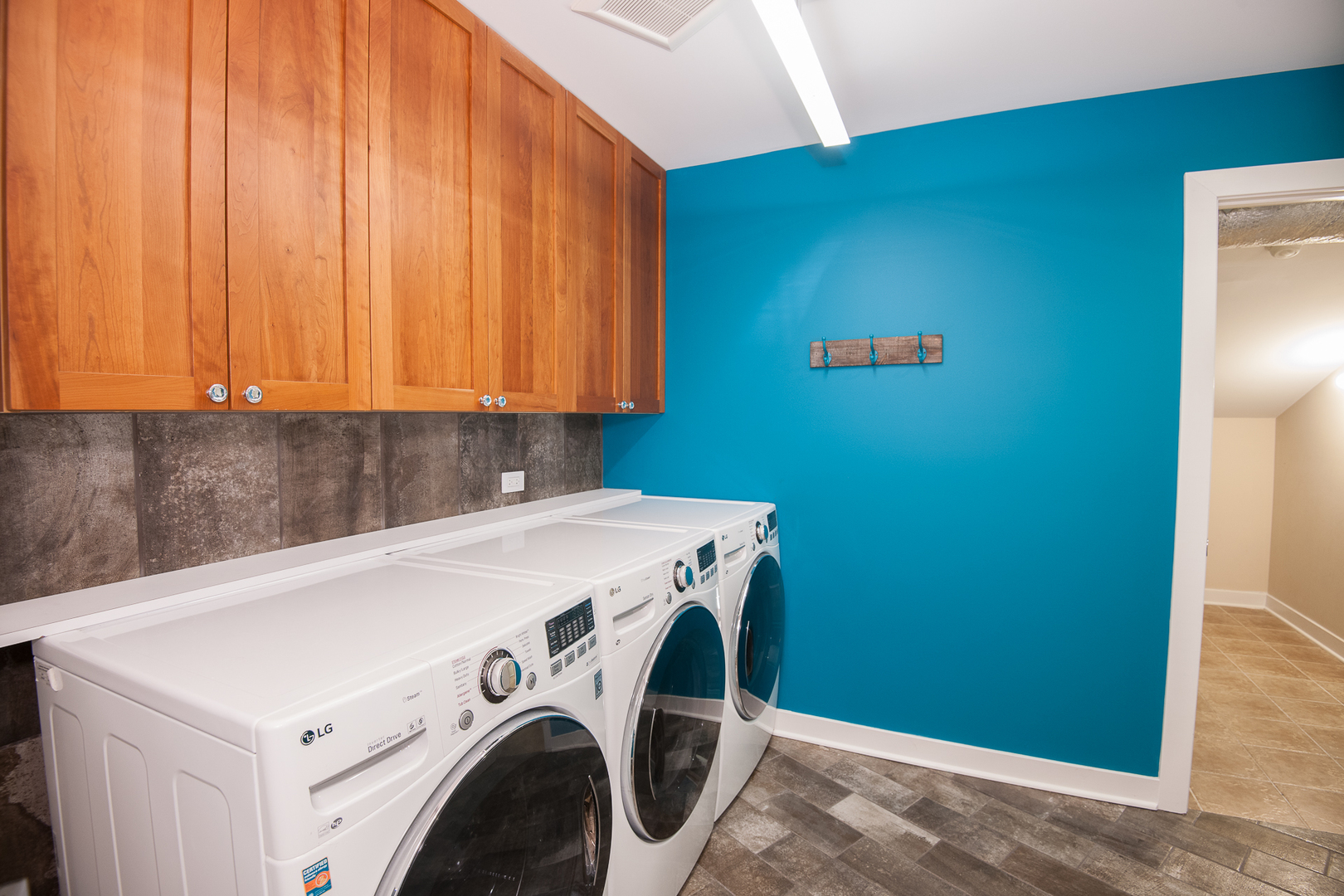 Undisclosed Address Riverwoods, IL 60015 - Photo 27 of 33 a utility room with dryer and washer