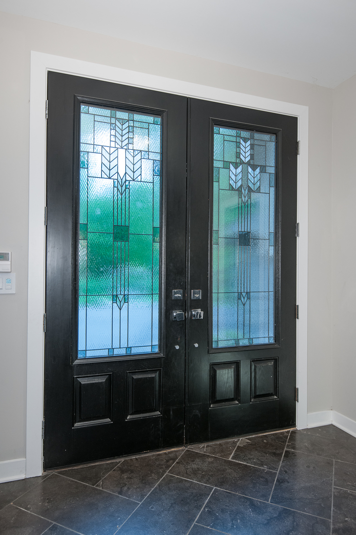 Undisclosed Address Riverwoods, IL 60015 - Photo 5 of 33