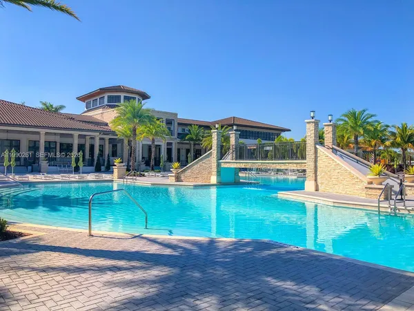 $3,100 | 8055 Northwest 104th Avenue, Unit 2, Doral, FL 33178