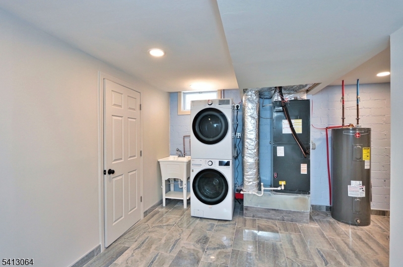 75 Nolans Point Road Lake Hopatcong, NJ 07849 - Photo 34 of 48