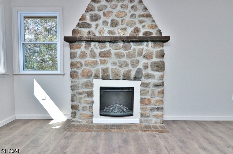 75 Nolans Point Road Lake Hopatcong, NJ 07849 - Photo 4 of 48