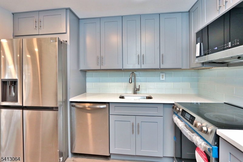 75 Nolans Point Road Lake Hopatcong, NJ 07849 - Photo 7 of 48