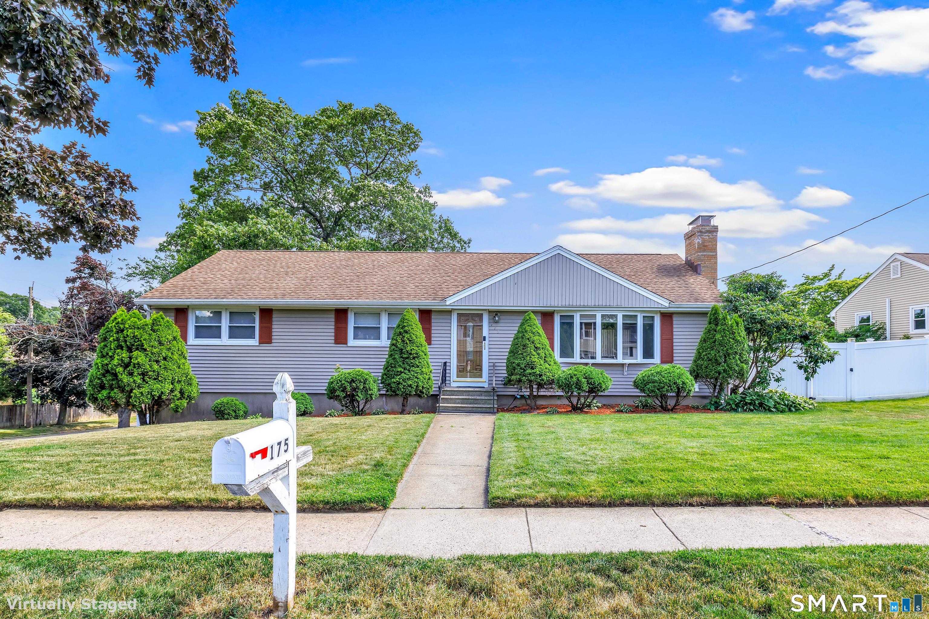 175 Post Oak Road Stratford, CT 06614 - Photo 2 of 33 FRONT WITH MAILBOX