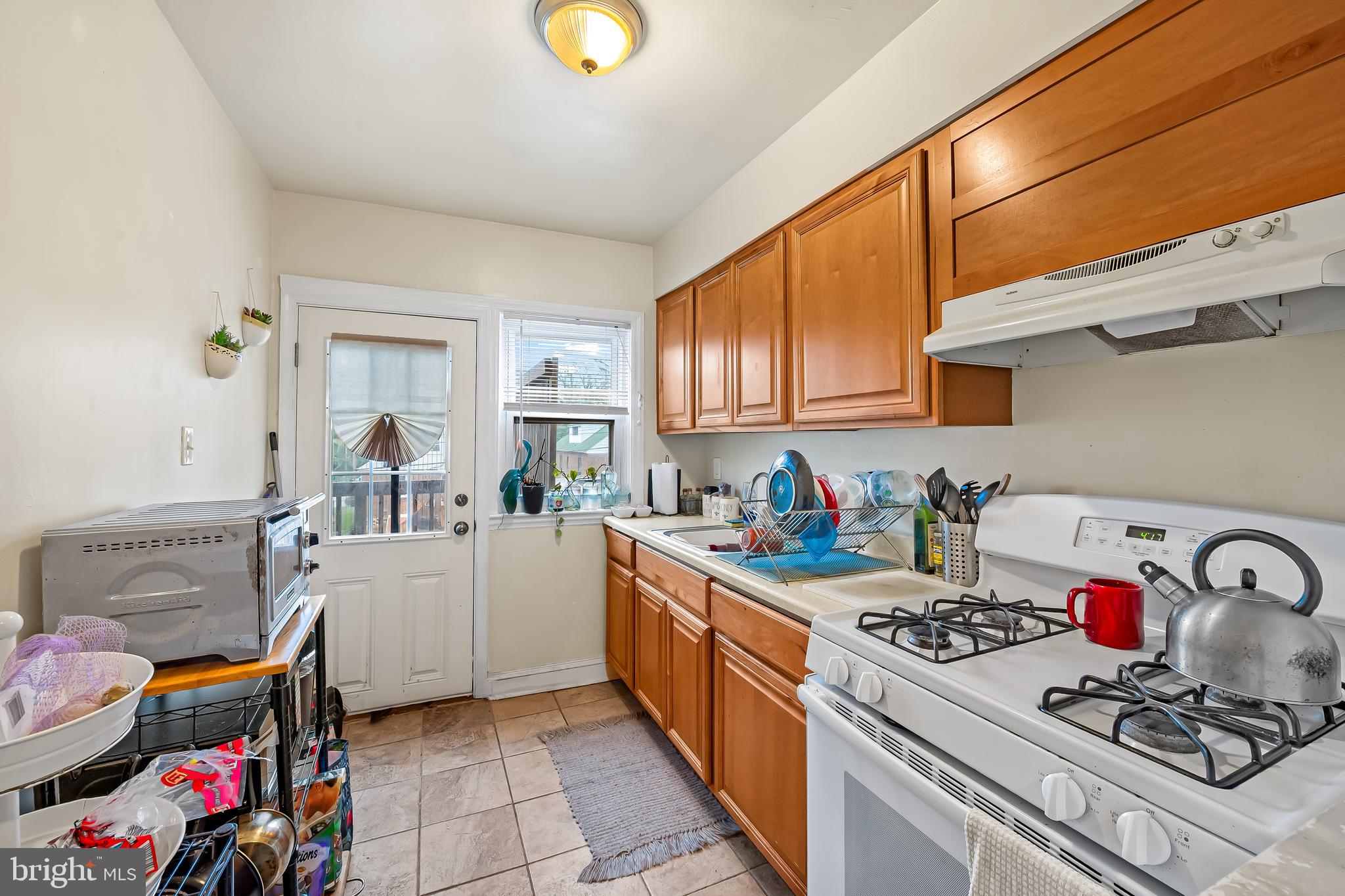 5715 Simmonds Avenue Baltimore, MD 21215 - Photo 17 of 30