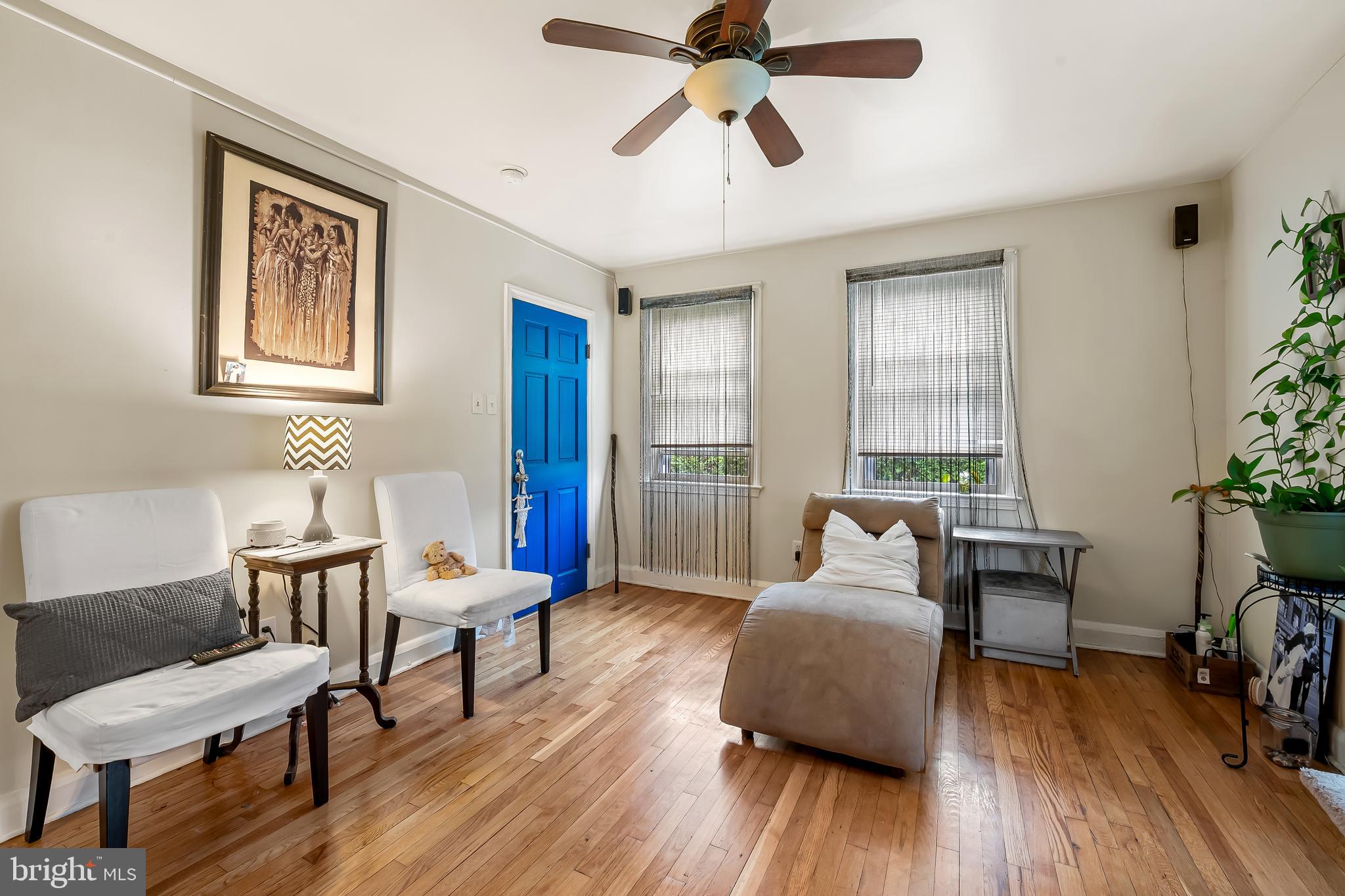 5715 Simmonds Avenue Baltimore, MD 21215 - Photo 3 of 30