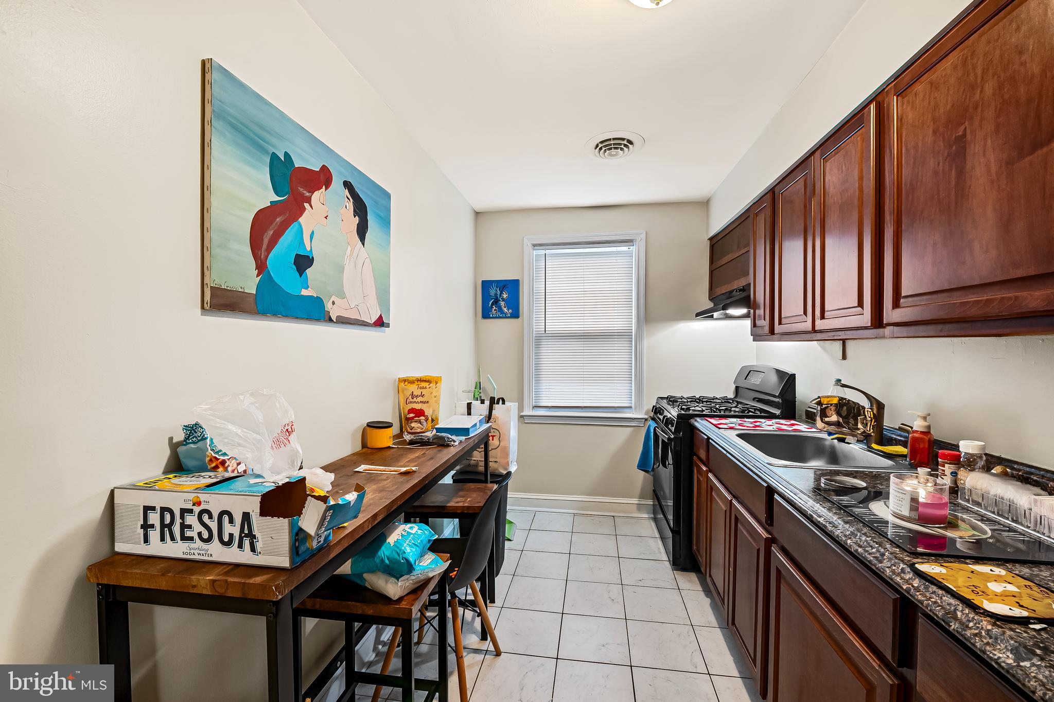 5715 Simmonds Avenue Baltimore, MD 21215 - Photo 7 of 30