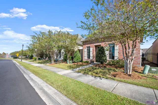 $337,000 | 13957 Lexington Park Drive, Baton Rouge, LA 70810