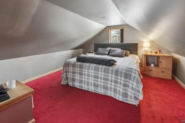 $215,000 | 911 Spring Lake Road, Cloquet, MN 55720