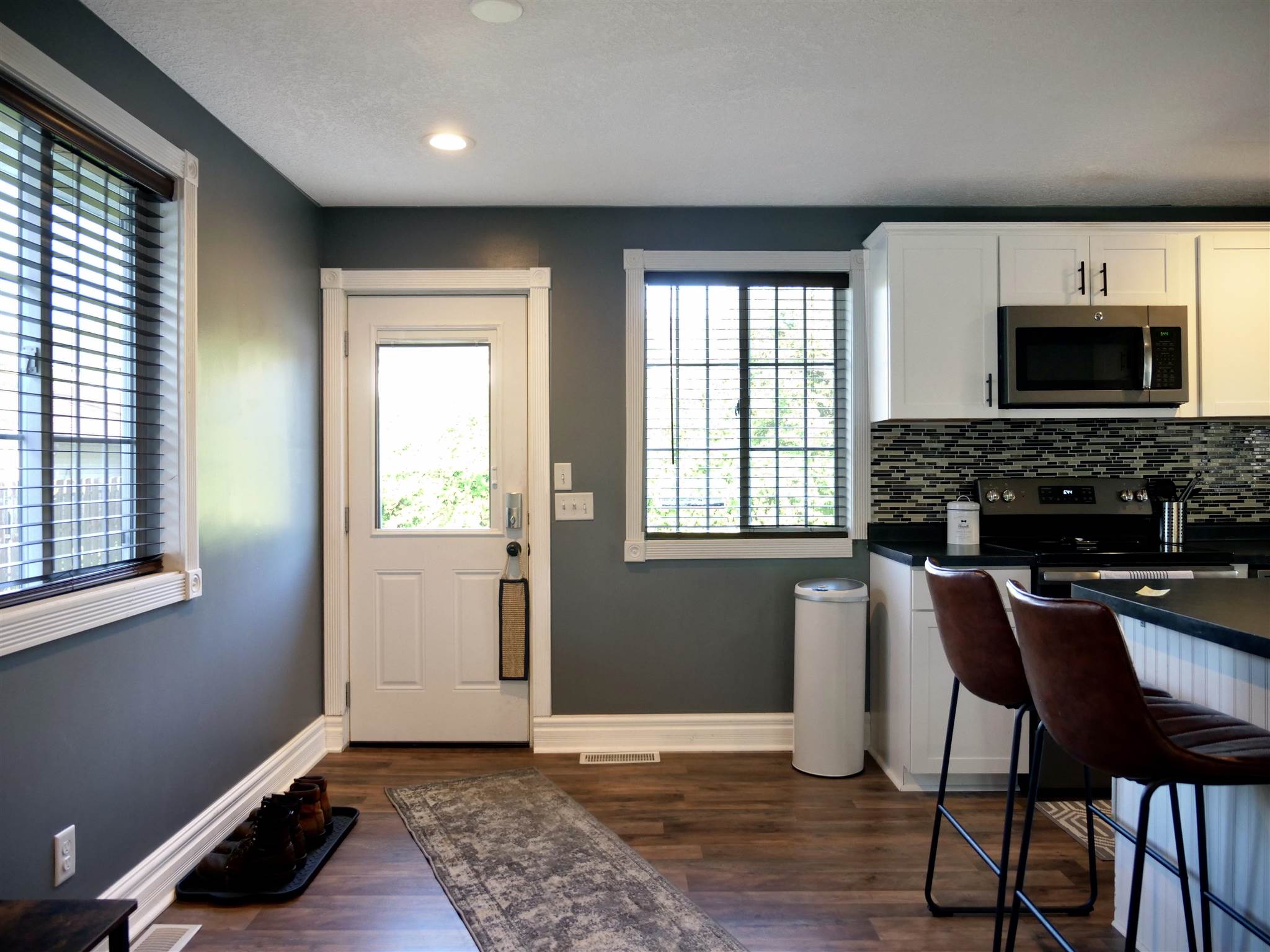 5402 Riviera Drive Fort Wayne, IN 46825 - Photo 12 of 25 Gallery Image 12