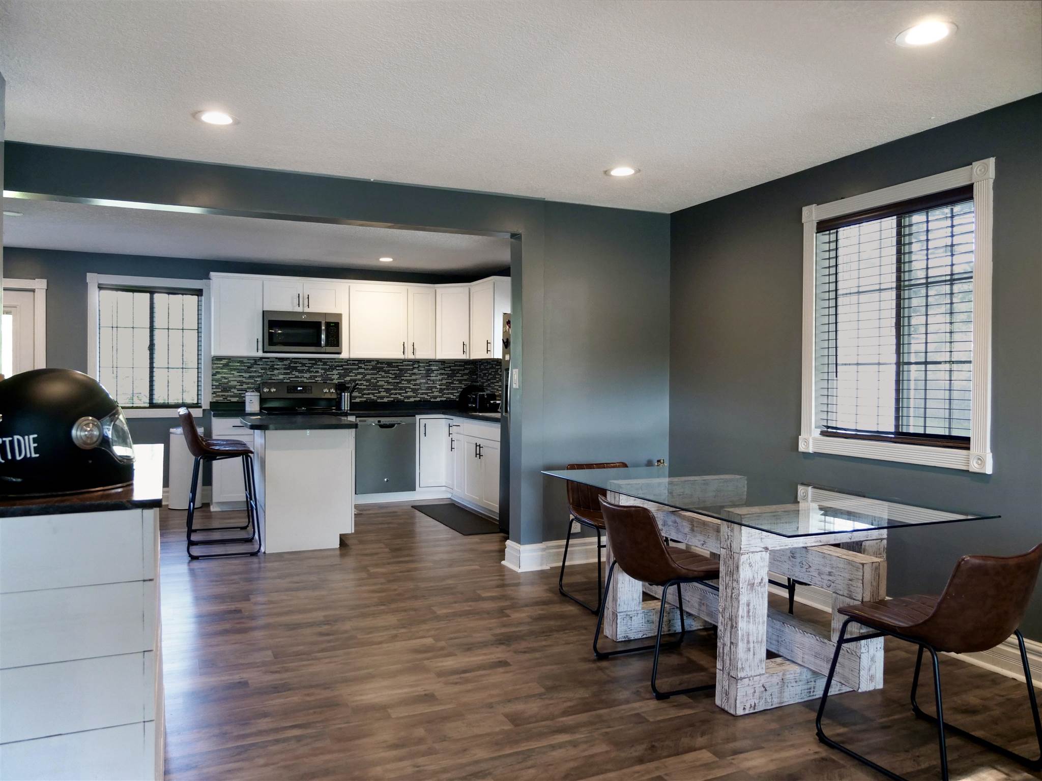 5402 Riviera Drive Fort Wayne, IN 46825 - Photo 9 of 25 Gallery Image 9