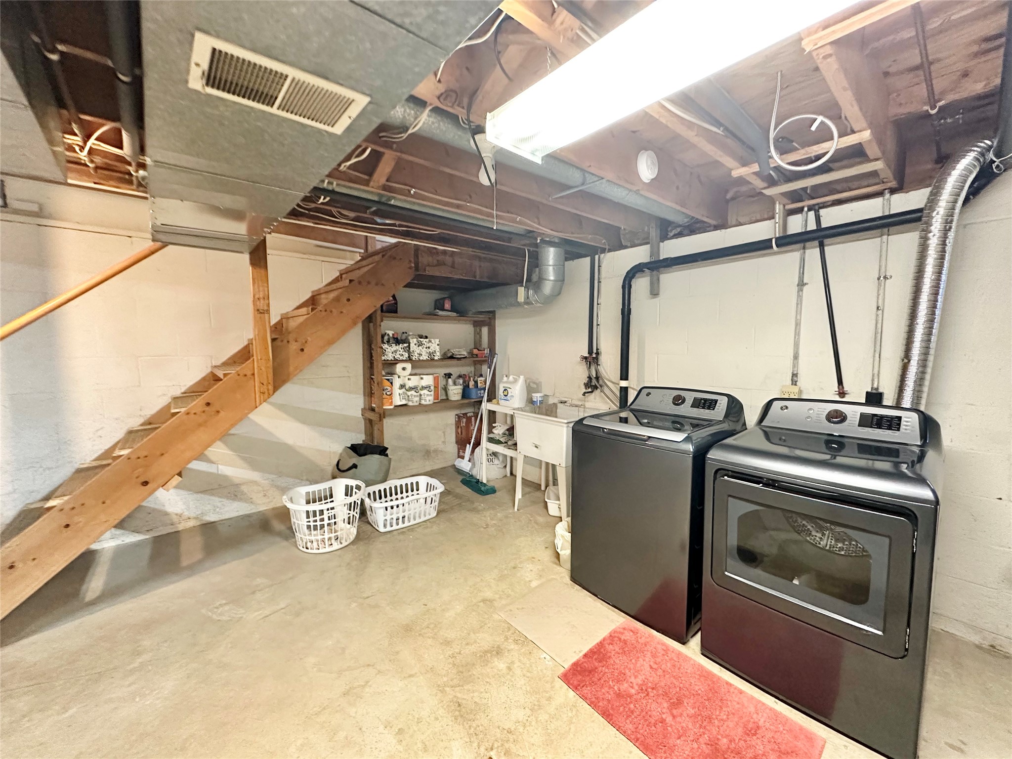 2524 Saltsman Road Erie, PA 16510 - Photo 35 of 48 Gallery Image 35