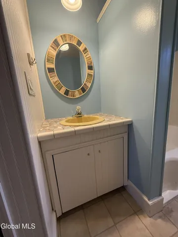 $1,600 | 30 Lexington Avenue, Unit 1, Glens Falls, NY 12801