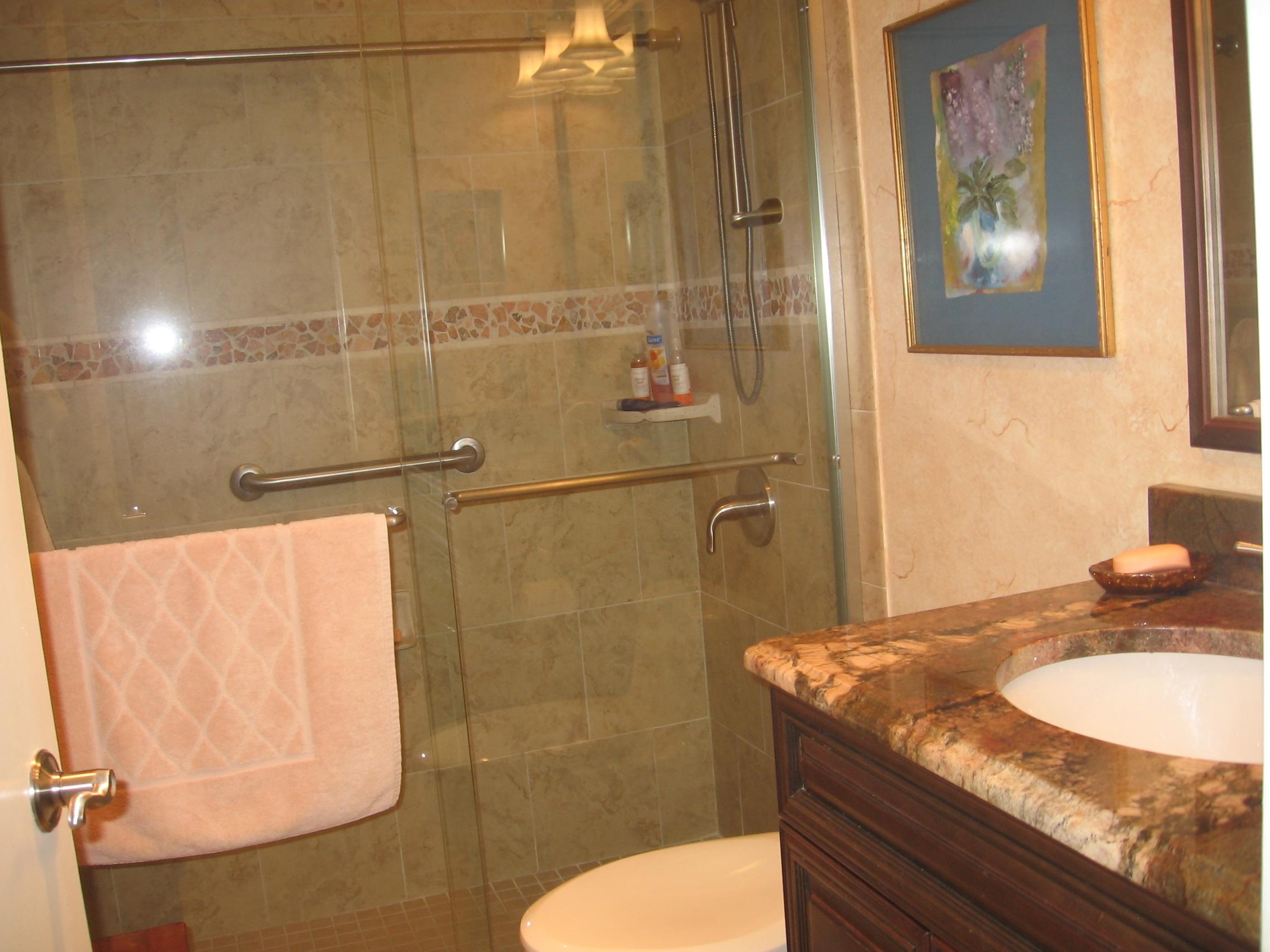 4066 Exeter Boca Raton, FL 33434 - Photo 8 of 11 MASTER BATHROOM