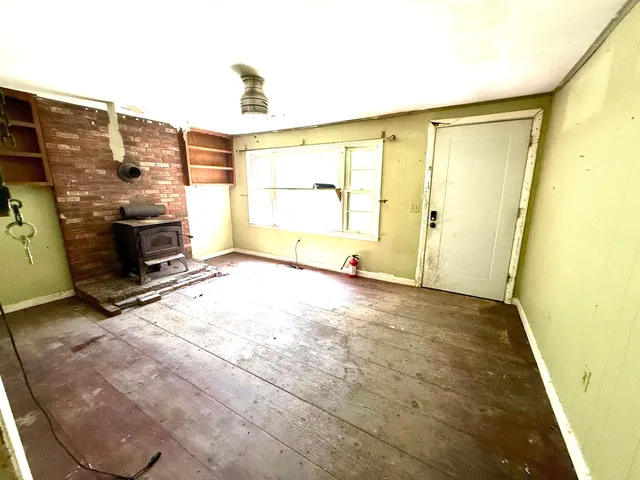 $149,900 | 3286 Highway 113, Vershire, VT 05083