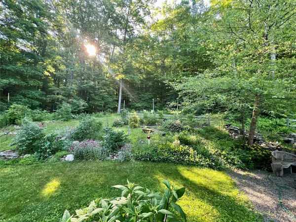$1,375,000 | 580 Oscawana Lake Road, Putnam Valley, NY 10579