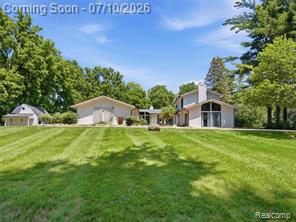 670 West Snell Road Rochester, MI 48306 - Photo 63 of 76