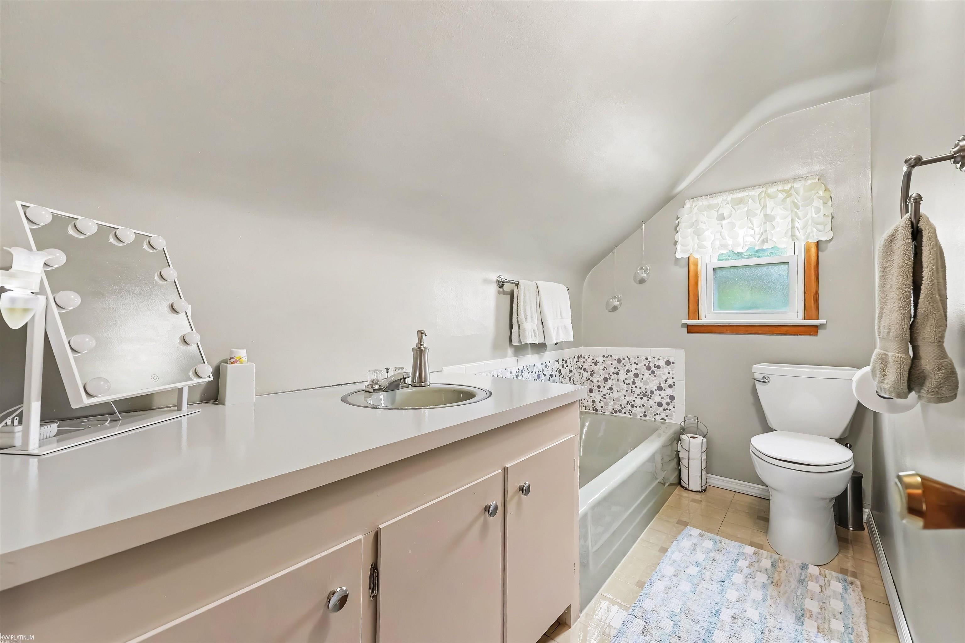 35746 Utica Road Clinton Township, MI 48035 - Photo 21 of 36 Gallery Image 21