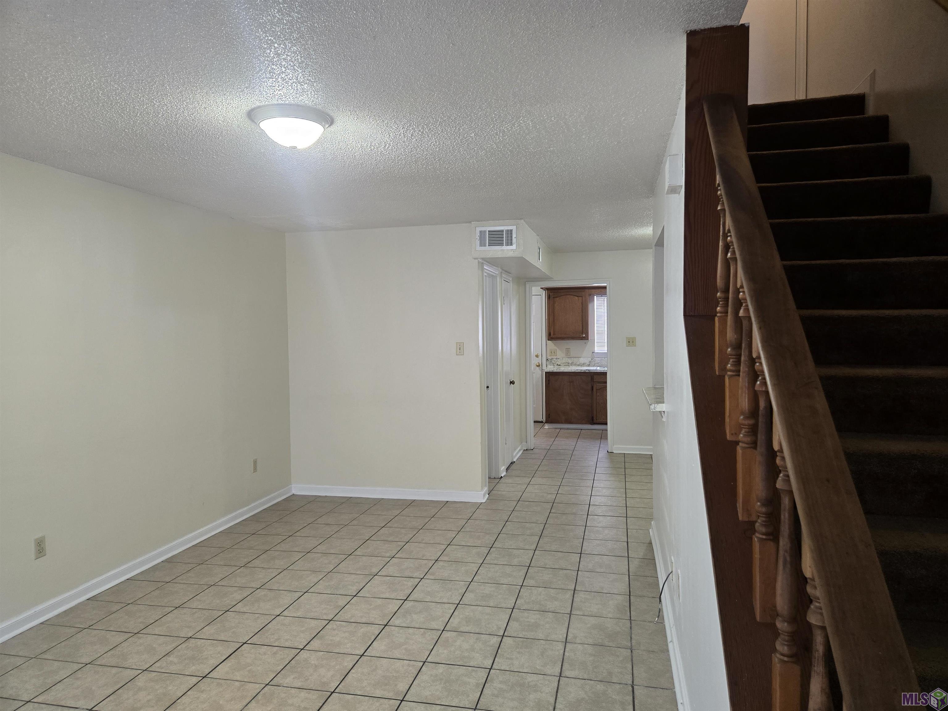 120 Oak Ridge Avenue, Unit B Donaldsonville, LA 70346 - Photo 3 of 10