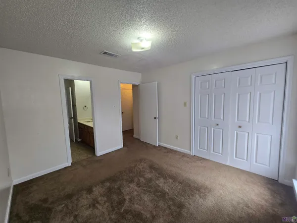 $950 | 120 Oak Ridge Avenue, Unit B, Donaldsonville, LA 70346