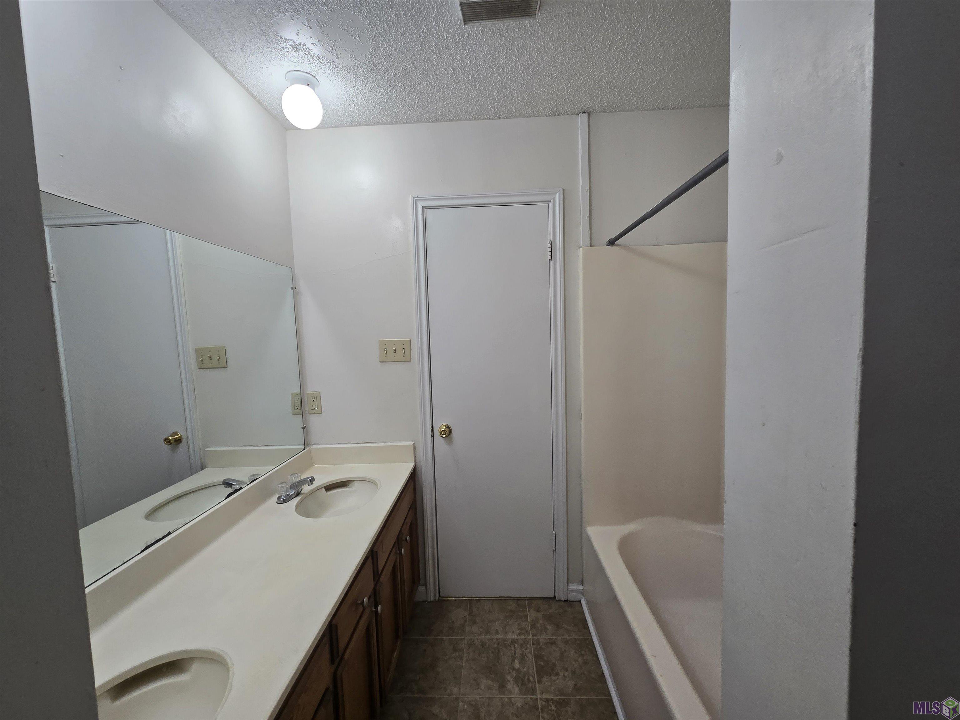 120 Oak Ridge Avenue, Unit B Donaldsonville, LA 70346 - Photo 10 of 10