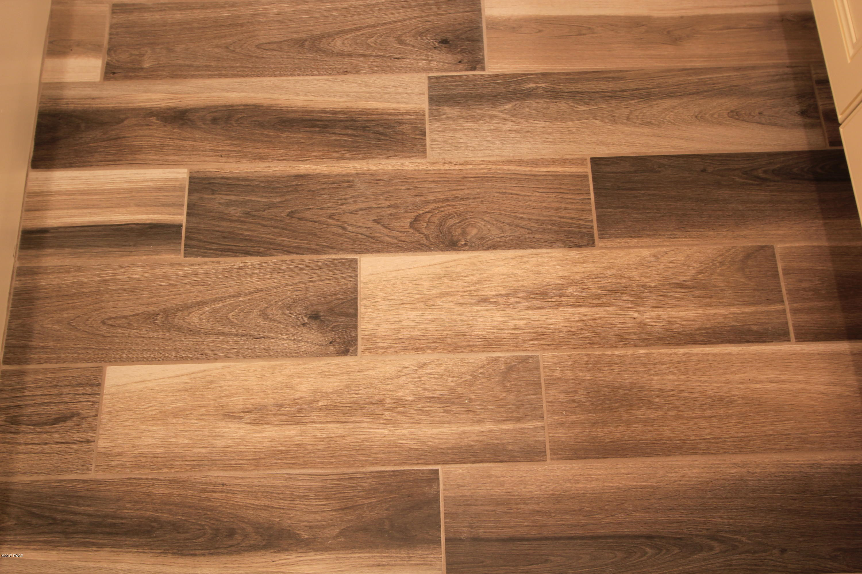 102 Lakeview Road Lackawaxen, PA 18435 - Photo 29 of 57 Bathroom Flooring