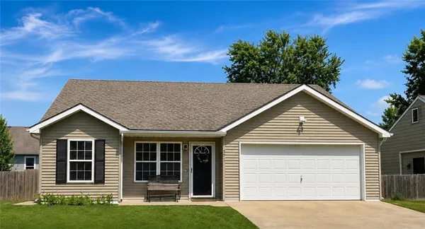 $280,000 | 371 North Birch, Gardner, KS 66030