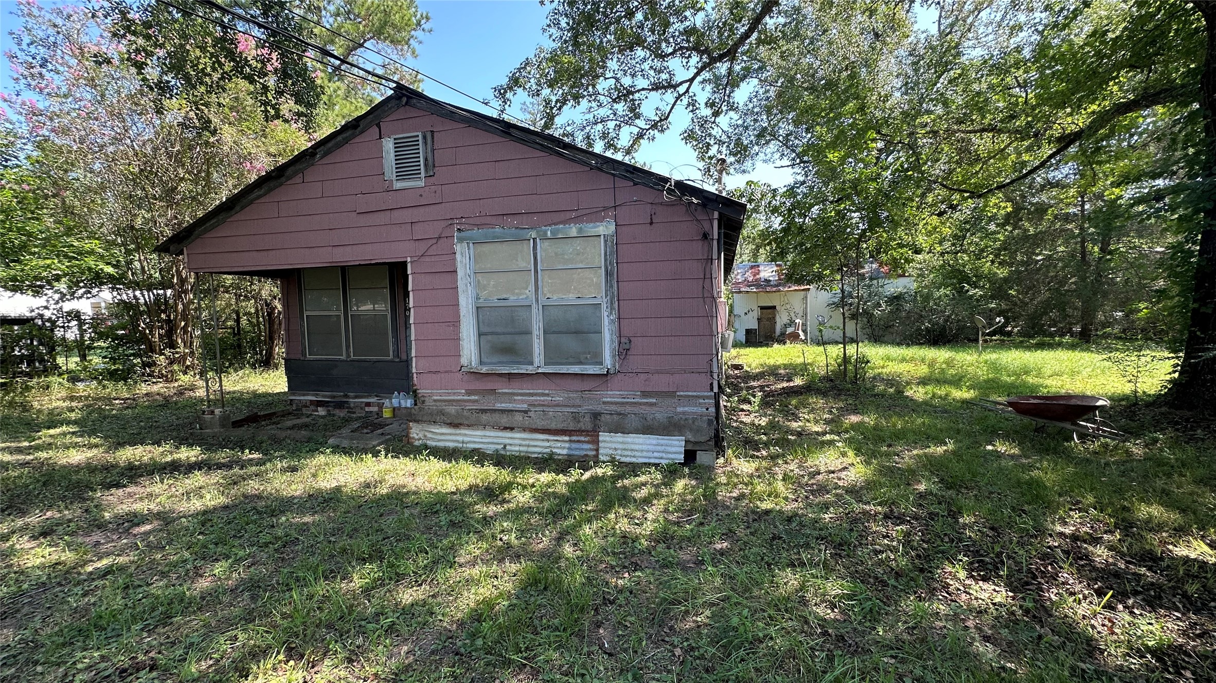107 Church Street Willis, TX 77378 - Photo 2 of 20