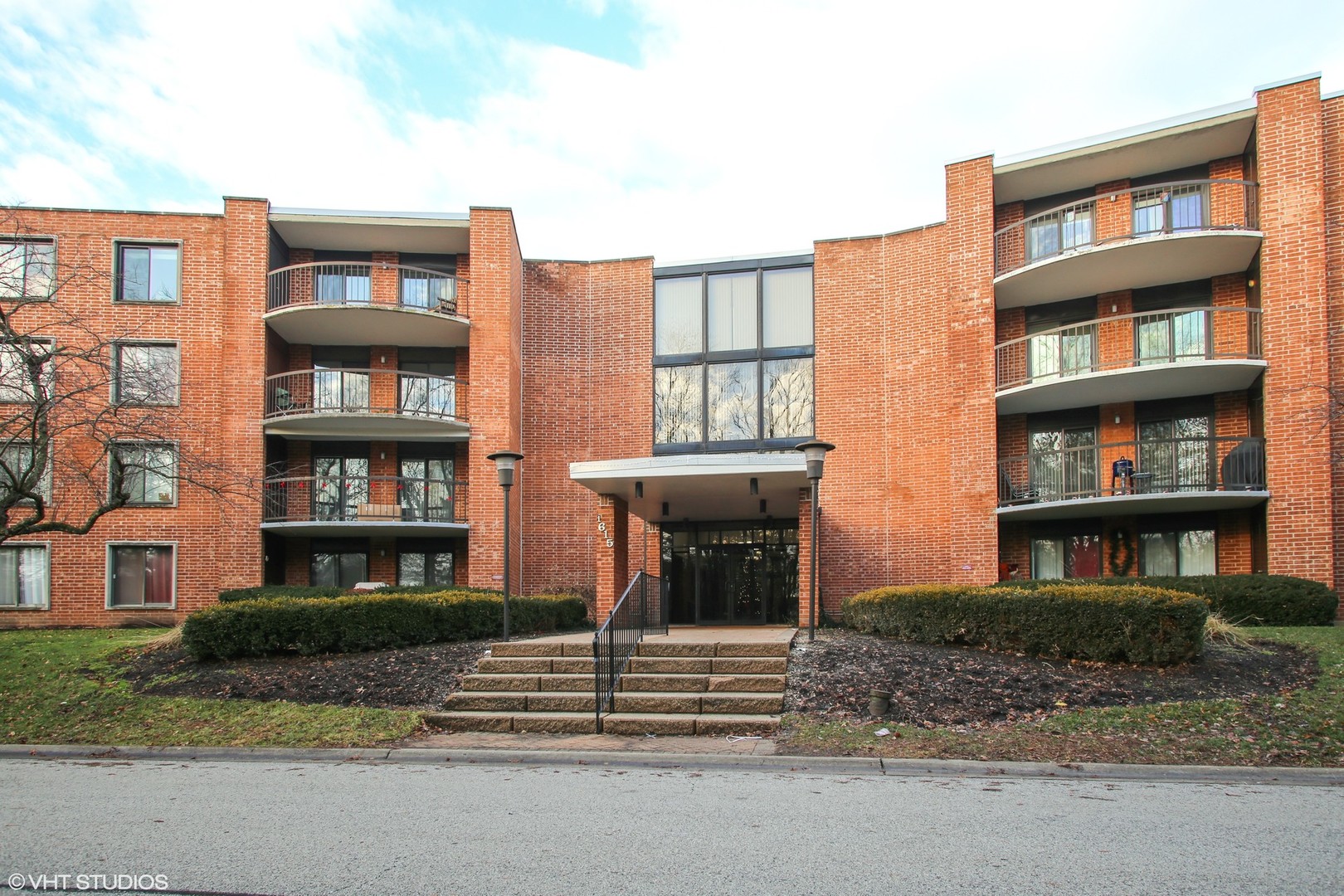 1615 East Central Road, Unit 417C Arlington Heights, IL 60005 - Photo 18 of 23 a front view of a building